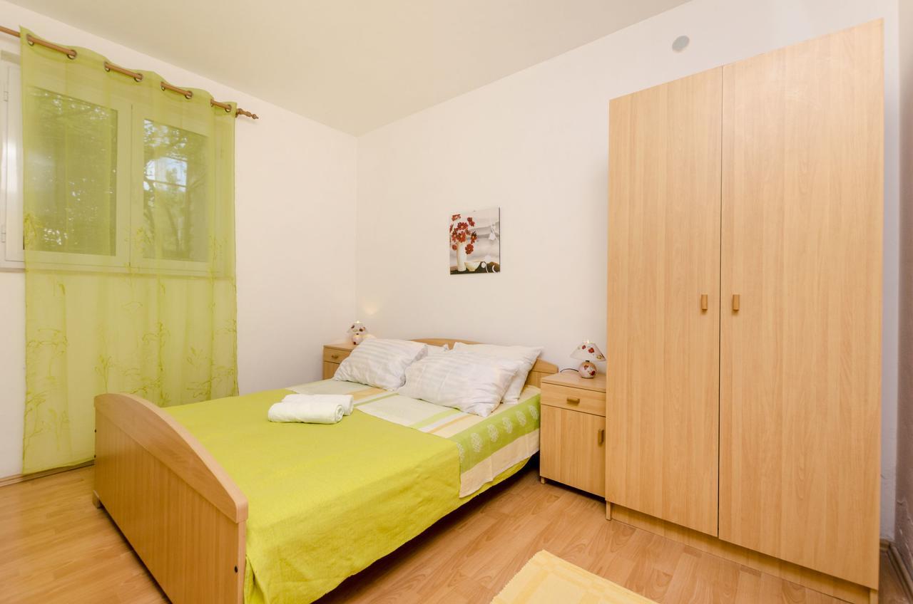 Apartments Helena Ivan Dolac Exterior foto